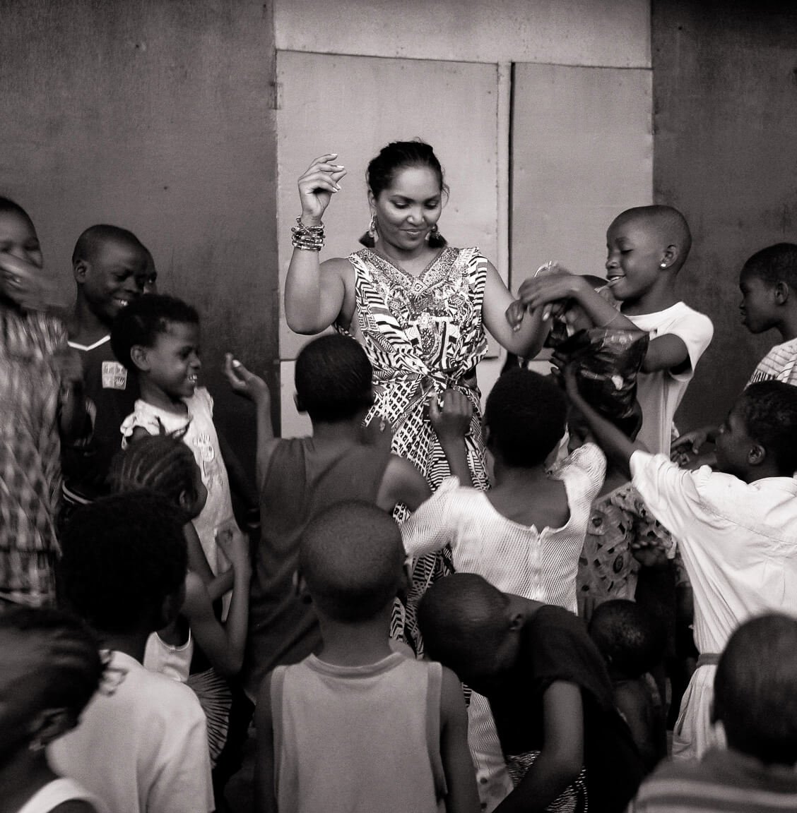 Norliza with children during foundation work, humanitarian and philanthropist